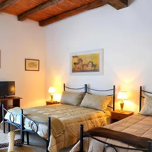  Bed & Breakfast La Grotta Greca